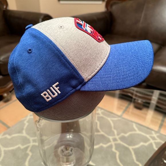 Buffalo Bills NEW w/o tags Embellished Rubber Logo, BILLIEVE Tag NFL Hat - Picture 3 of 7